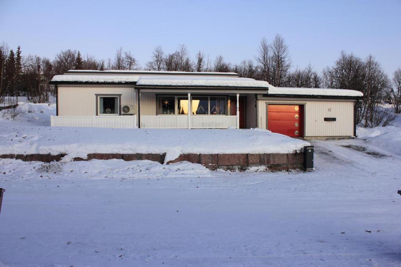 Ribo Apartment Aurora Kiruna Extérieur photo