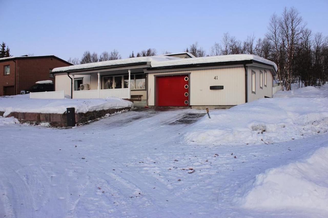 Ribo Apartment Aurora Kiruna Extérieur photo